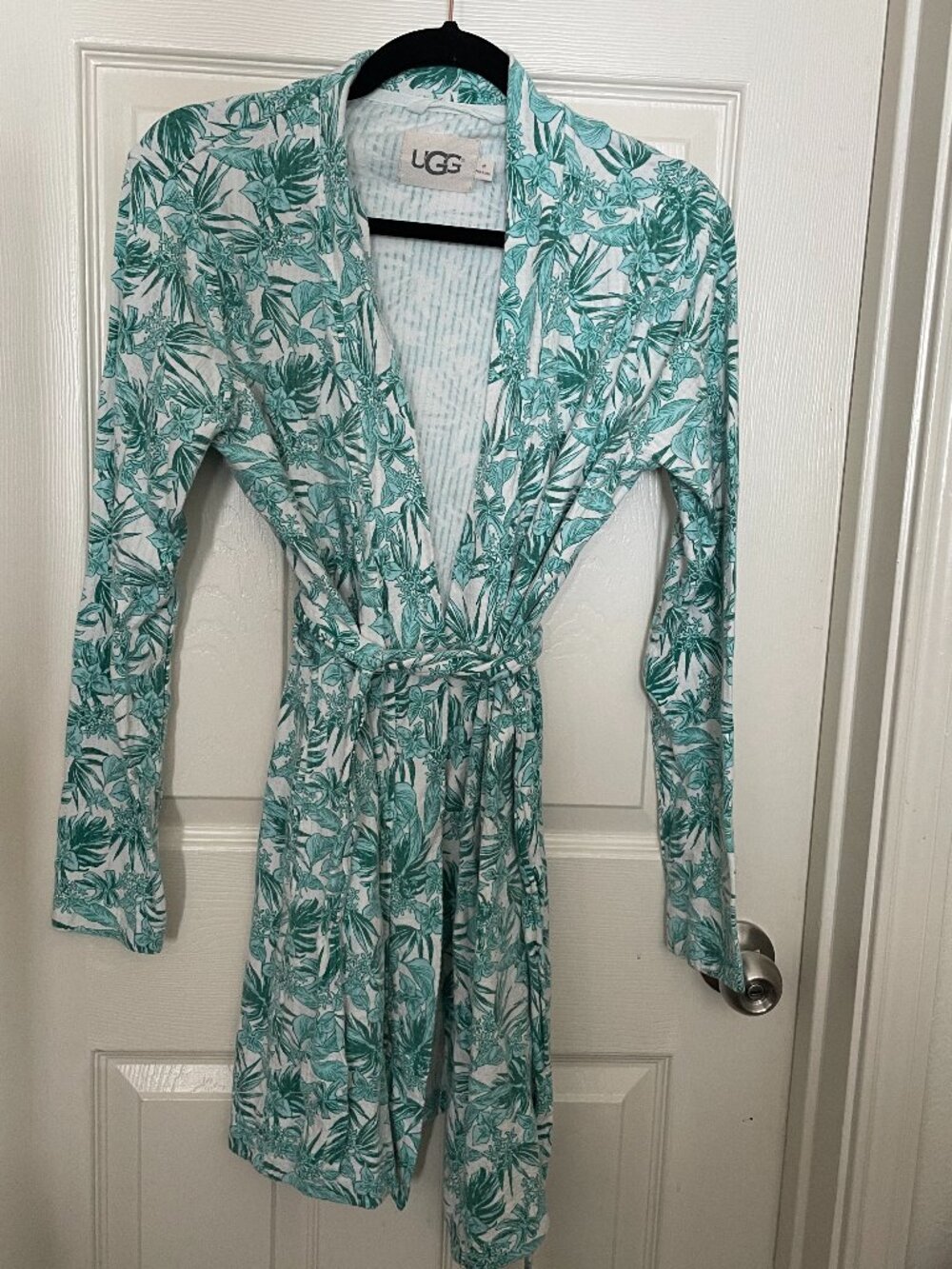 UGG Tropical Print Robe - Picture 2 of 4